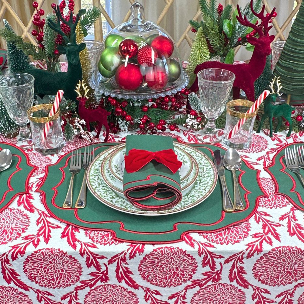 12 Piece Christmas Place Mat and Napkin Set | Christmas Buffet Place Mats and Napkins | Red outlet and Green Christmas Place Mats and Napkins