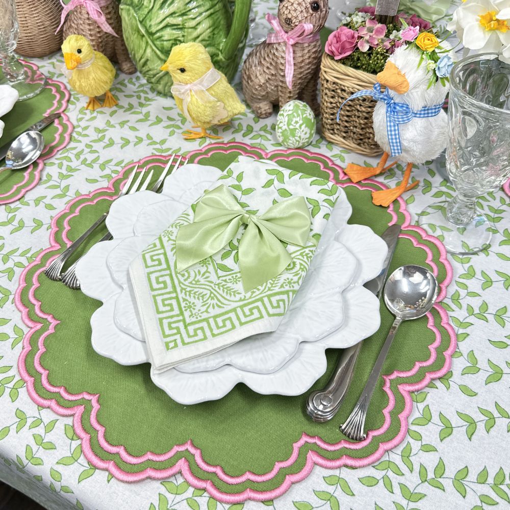 green leaves tablecloth with pink and green luxury placemat